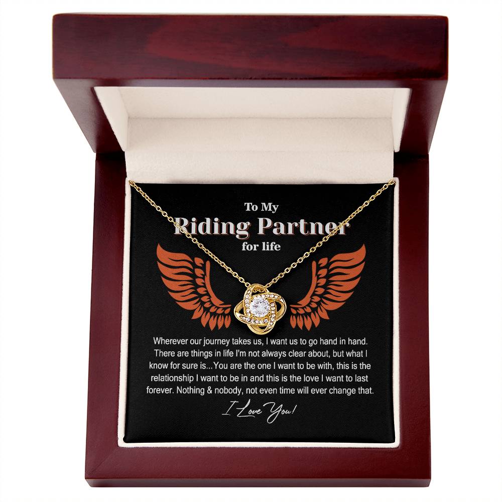 Alluring Beauty Necklace for women - Riding Partner for Life