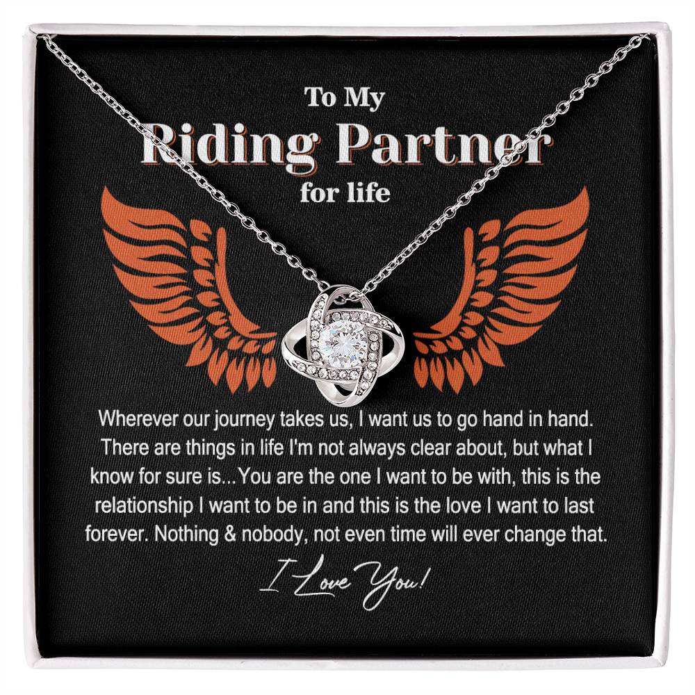 Alluring Beauty Necklace for women - Riding Partner for Life