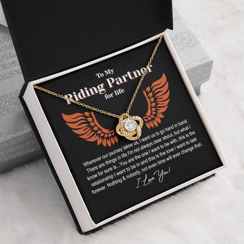 Alluring Beauty Necklace for women - Riding Partner for Life