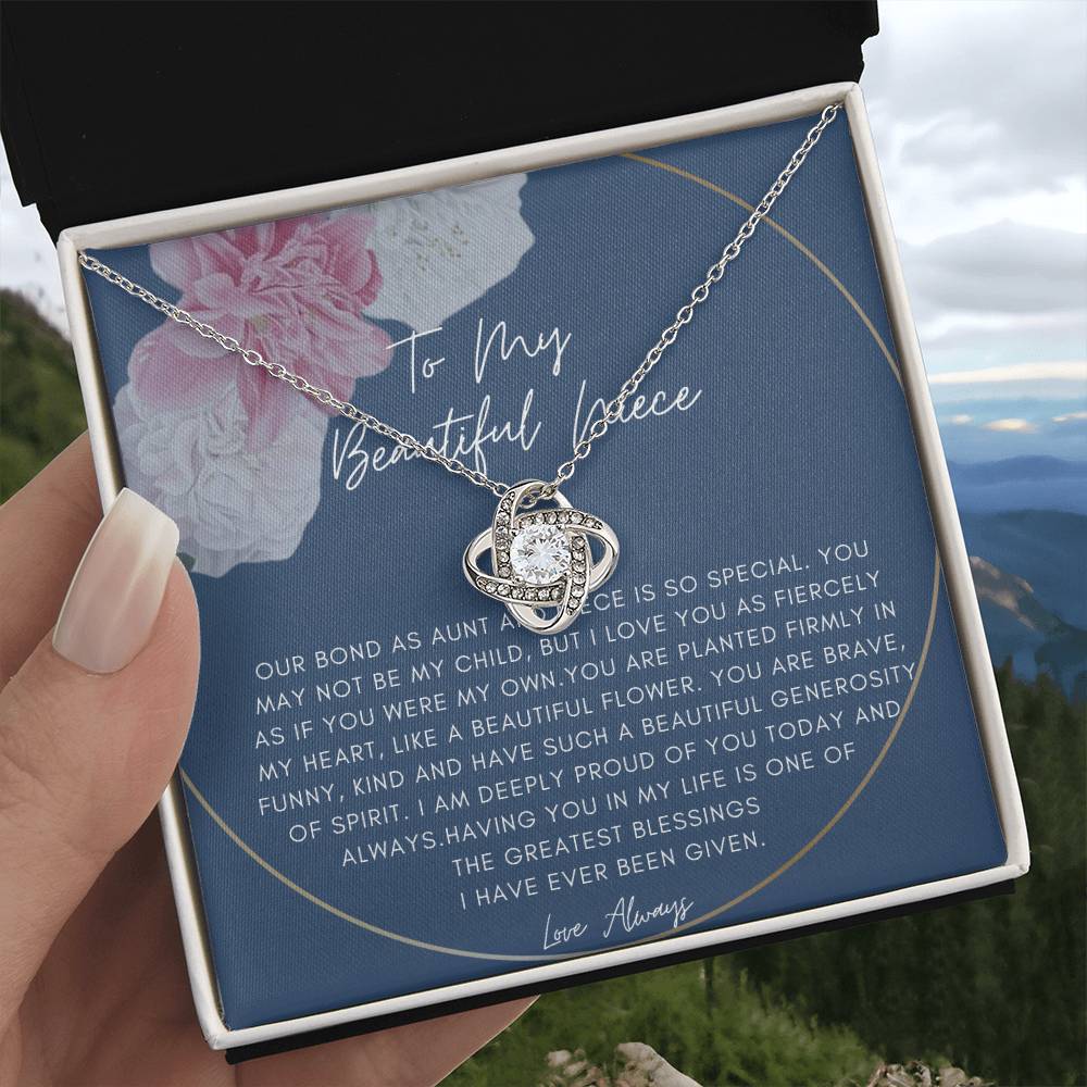 TO MY BEAUTIFUL NIECE SOLITAIRE NECKLACE